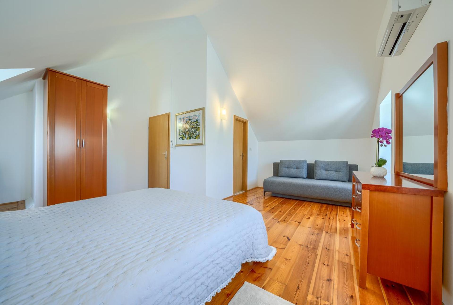 Villa Bonaca Perfect Location For A Holiday With Friends Or Family, Heated Pool ซูมาร์ติน ภายนอก รูปภาพ